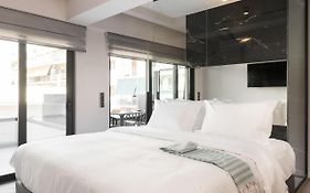 Lux&Easy Athens Downtown Apartments